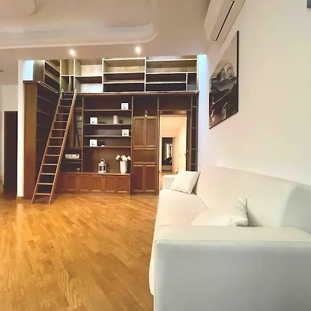 Colosseum Charming 公寓